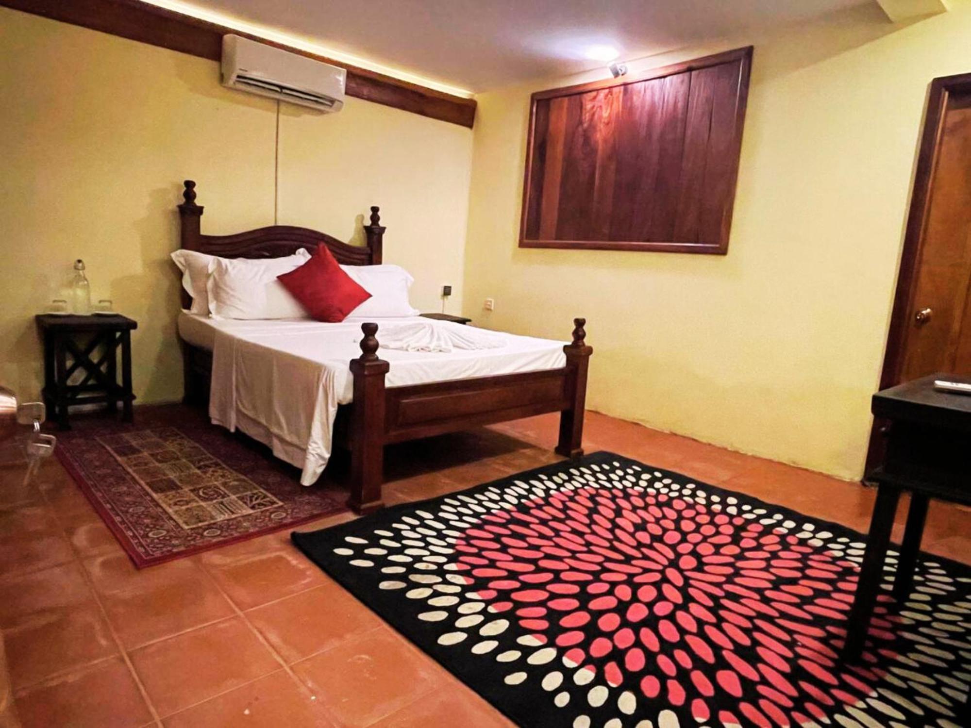 Devi Kampot Resort At Phum Kampot Quarto foto